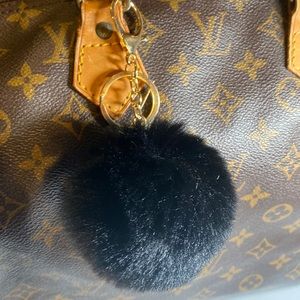 Bag / Purse Pompom #103